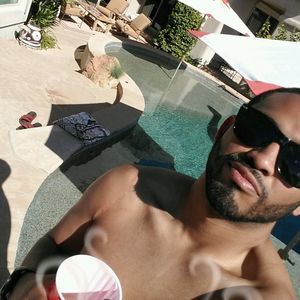 Meet your Posher, Derrick